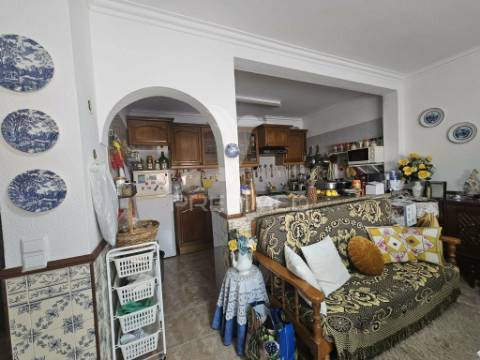 Novidade! t2 1º andar quinta do conde