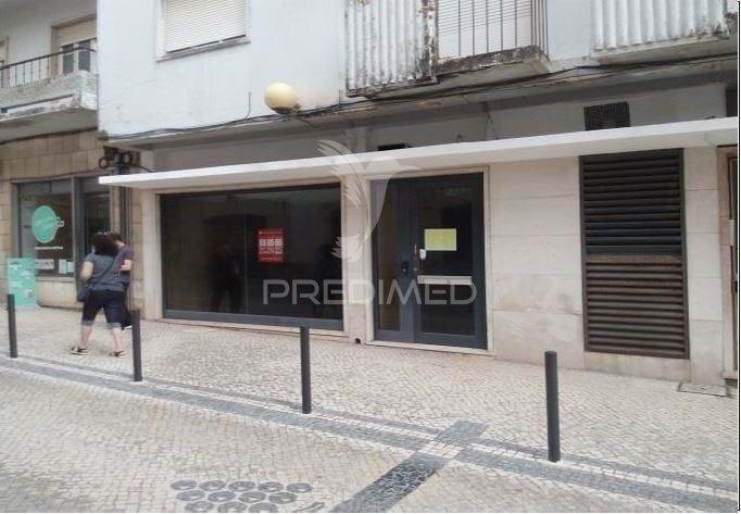 Loja para venda  bombarral e vale covo