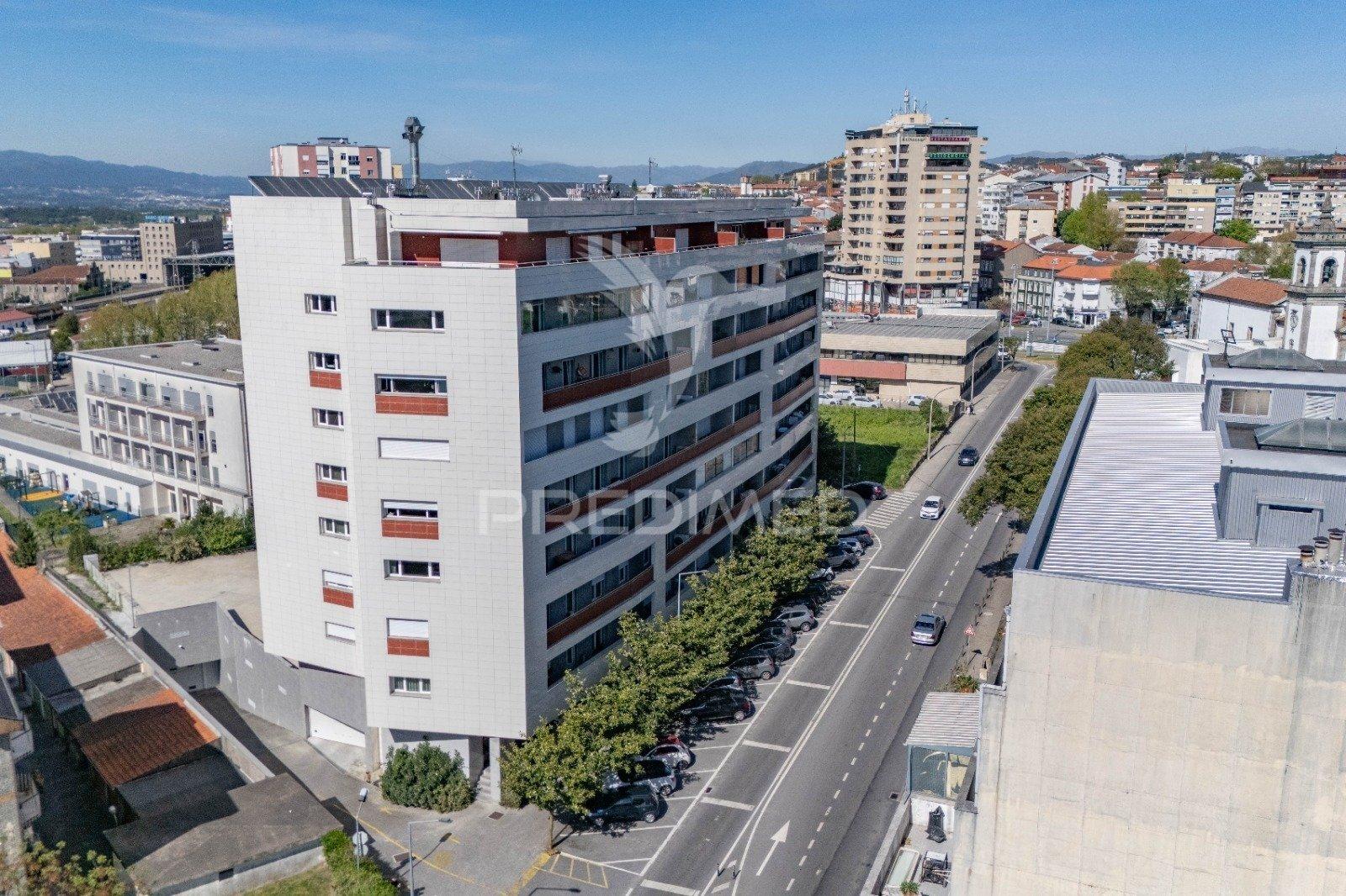 Incrível penthouse t5 em maximinos, braga – vistas panorâmicas sobre toda a cidade
