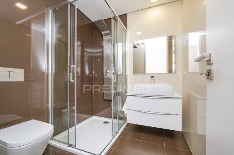 Incrível penthouse t5 em maximinos, braga – vistas panorâmicas sobre toda a cidade