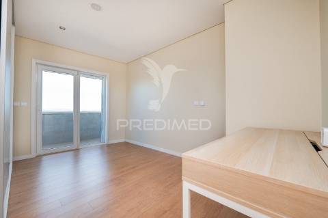 Incrível penthouse t5 em maximinos, braga – vistas panorâmicas sobre toda a cidade