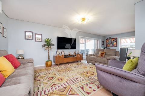 Incrível penthouse t5 em maximinos, braga – vistas panorâmicas sobre toda a cidade