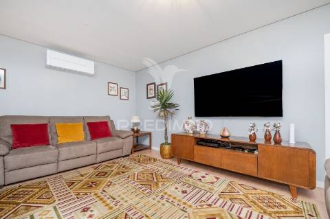 Incrível penthouse t5 em maximinos, braga – vistas panorâmicas sobre toda a cidade