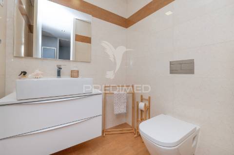 Incrível penthouse t5 em maximinos, braga – vistas panorâmicas sobre toda a cidade