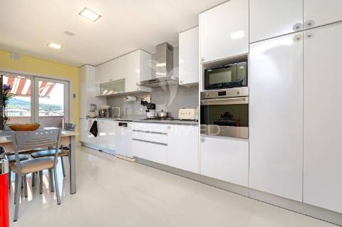 Incrível penthouse t5 em maximinos, braga – vistas panorâmicas sobre toda a cidade