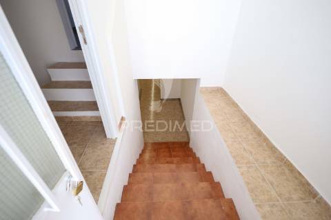 R/c de moradia t1 + 1