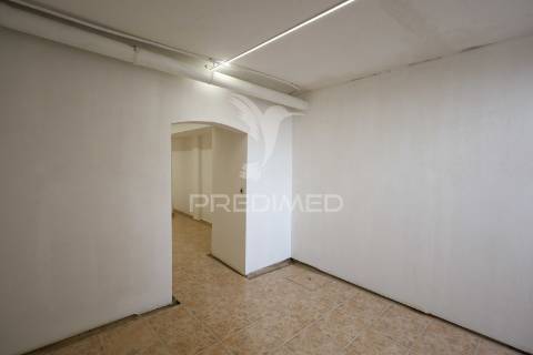 R/c de moradia t1 + 1