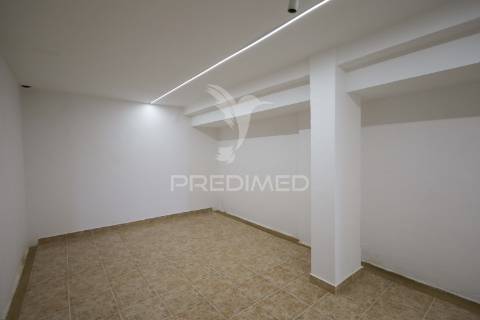 R/c de moradia t1 + 1