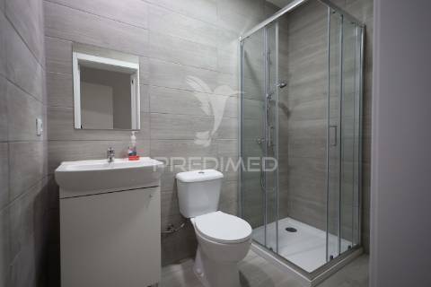 R/c de moradia t1 + 1