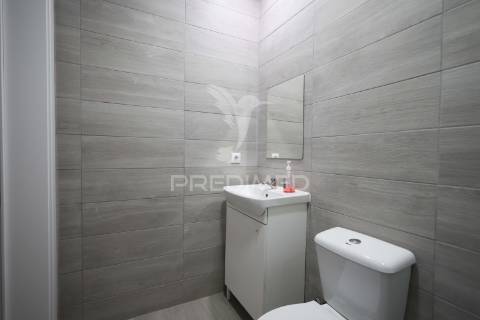 R/c de moradia t1 + 1