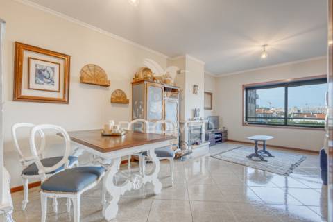 T1+1 com garagem fechada | oportunidade em vilar do andorinho