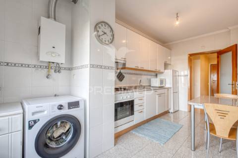 T1+1 com garagem fechada | oportunidade em vilar do andorinho