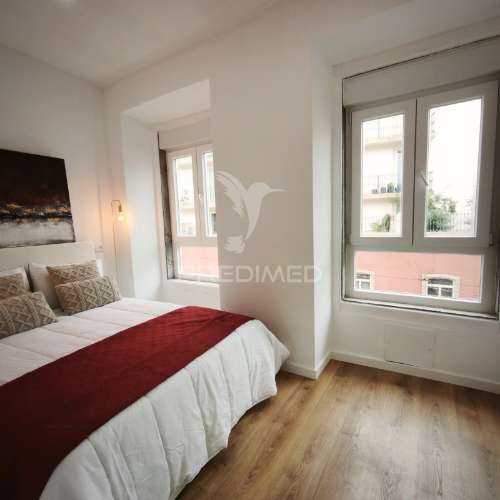 Apartamento t3 remodelado na penha de frança