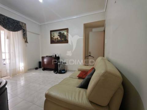 Apartamento t2 no lumiar – excelente localização!