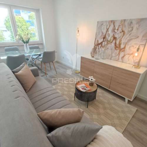 Apartamento renovado t3 em benfica