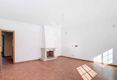 T2 com terraço e garagem quinta do paraíso elvas