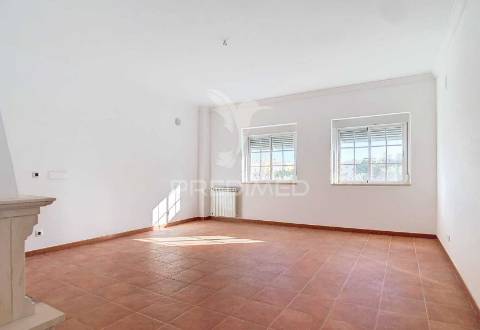 T2 com terraço e garagem quinta do paraíso elvas