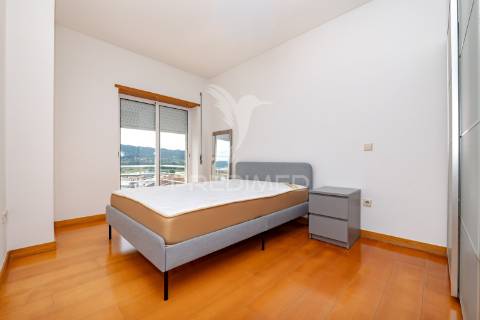 Apartamento t3 mobilado para arrendamento | ferreiros, amares