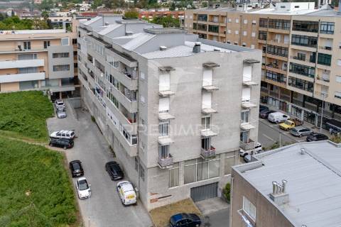 Apartamento t3 mobilado para arrendamento | ferreiros, amares