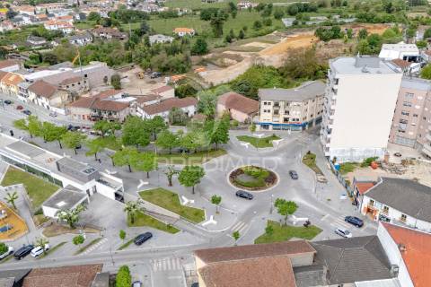 Apartamento t3 mobilado para arrendamento | ferreiros, amares