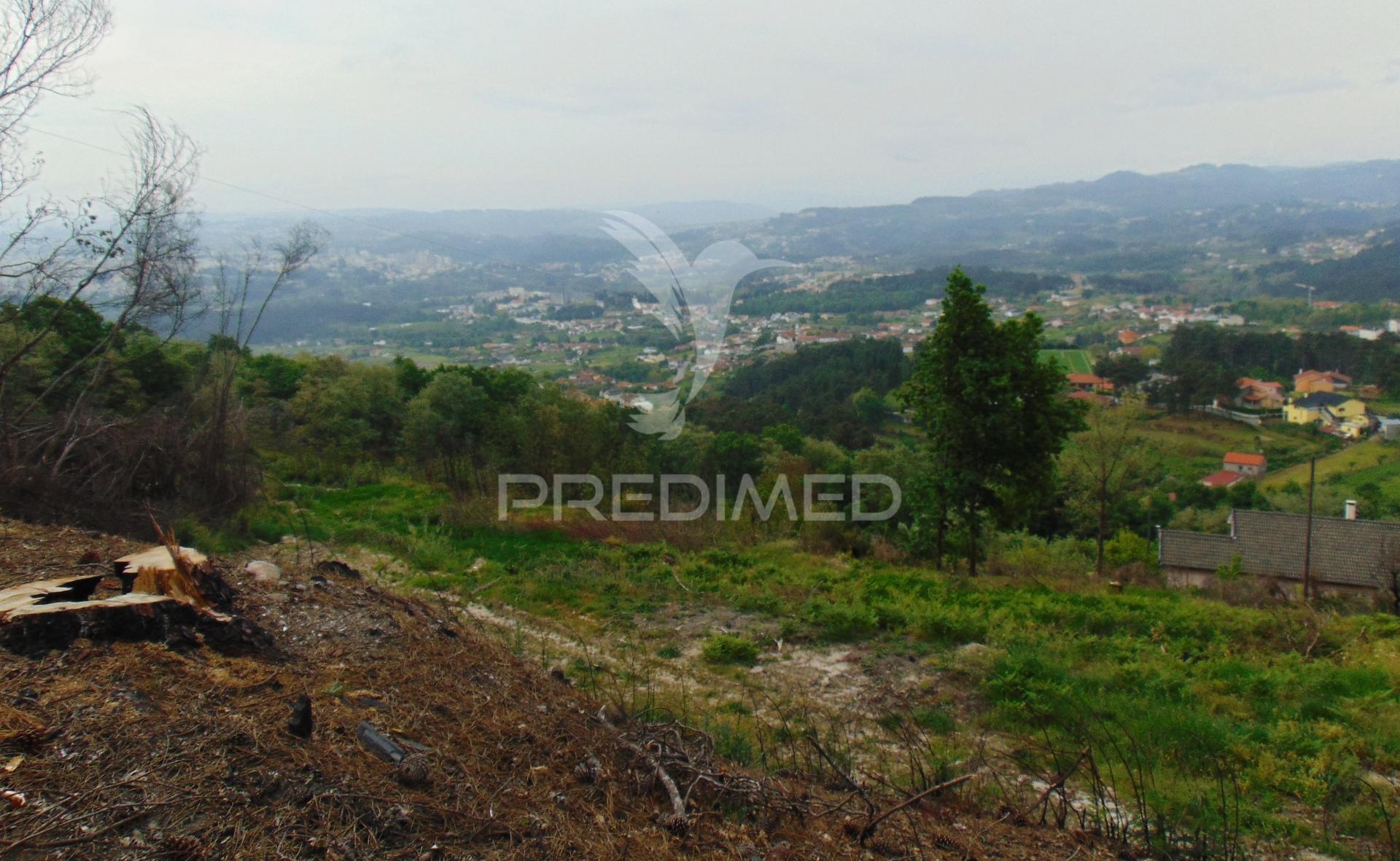 Terreno em lordelo / parque natural do alvão - vila real