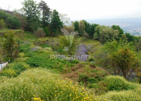 Terreno em lordelo / parque natural do alvão - vila real