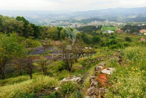 Terreno em lordelo / parque natural do alvão - vila real