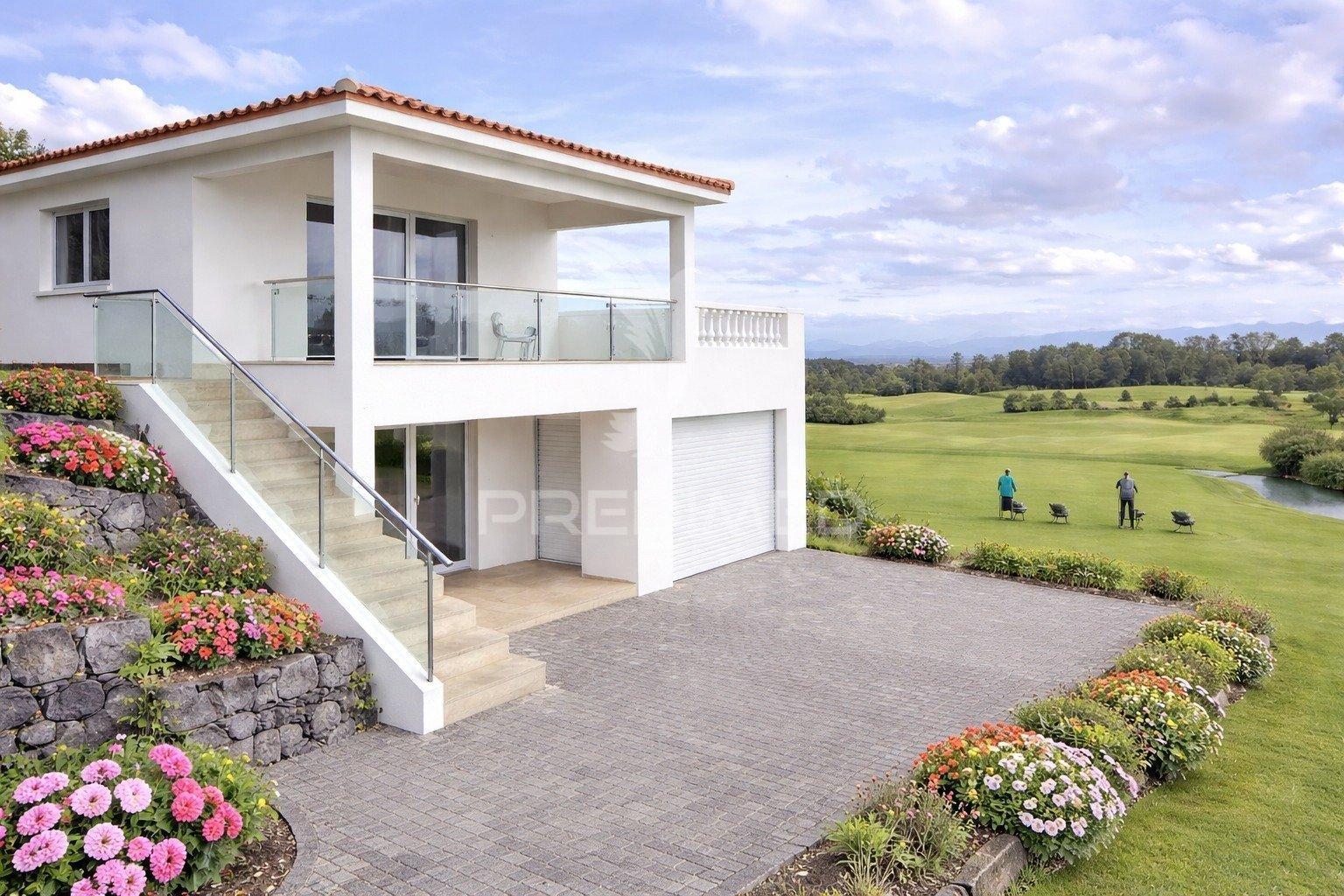 Moradia com terreno na ponta do pargo – madeira