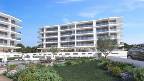 Horus residence - apartamento t2 , rés do chão com 265m2 de área bruta, portimão