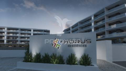 Horus residence - apartamento t2 , rés do chão com 195m2 de área bruta, portimão