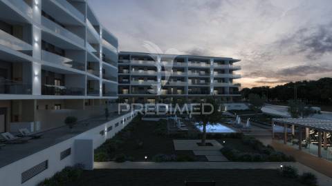 Horus residence - apartamento t2 , rés do chão com 184m2 de área bruta, portimão