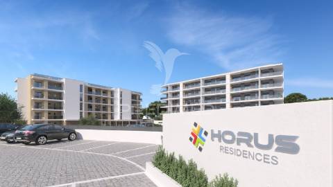 Horus residence - apartamento t2 , rés do chão com 262m2 de área bruta, portimão