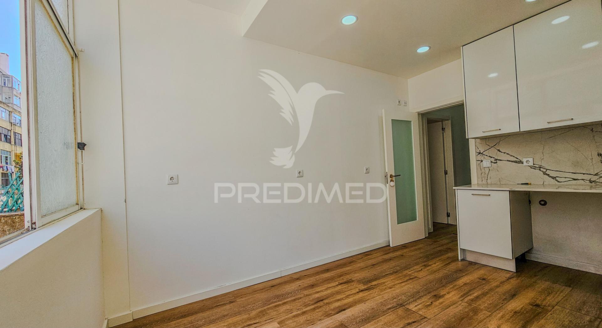 Apartamento t3 no centro de lisboa, arroios