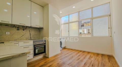 Apartamento t3 no centro de lisboa, arroios