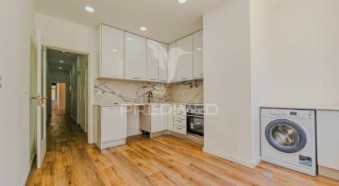 Apartamento t3 no centro de lisboa, arroios