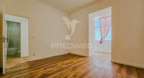 Apartamento t3 no centro de lisboa, arroios