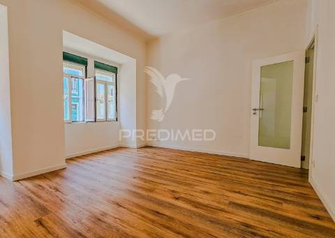 Apartamento t3 no centro de lisboa, arroios
