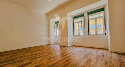 Apartamento t3 no centro de lisboa, arroios
