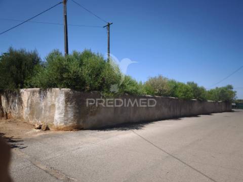 Paderne - moradia com cavalariças- tradição, potencial e localização privilegiada