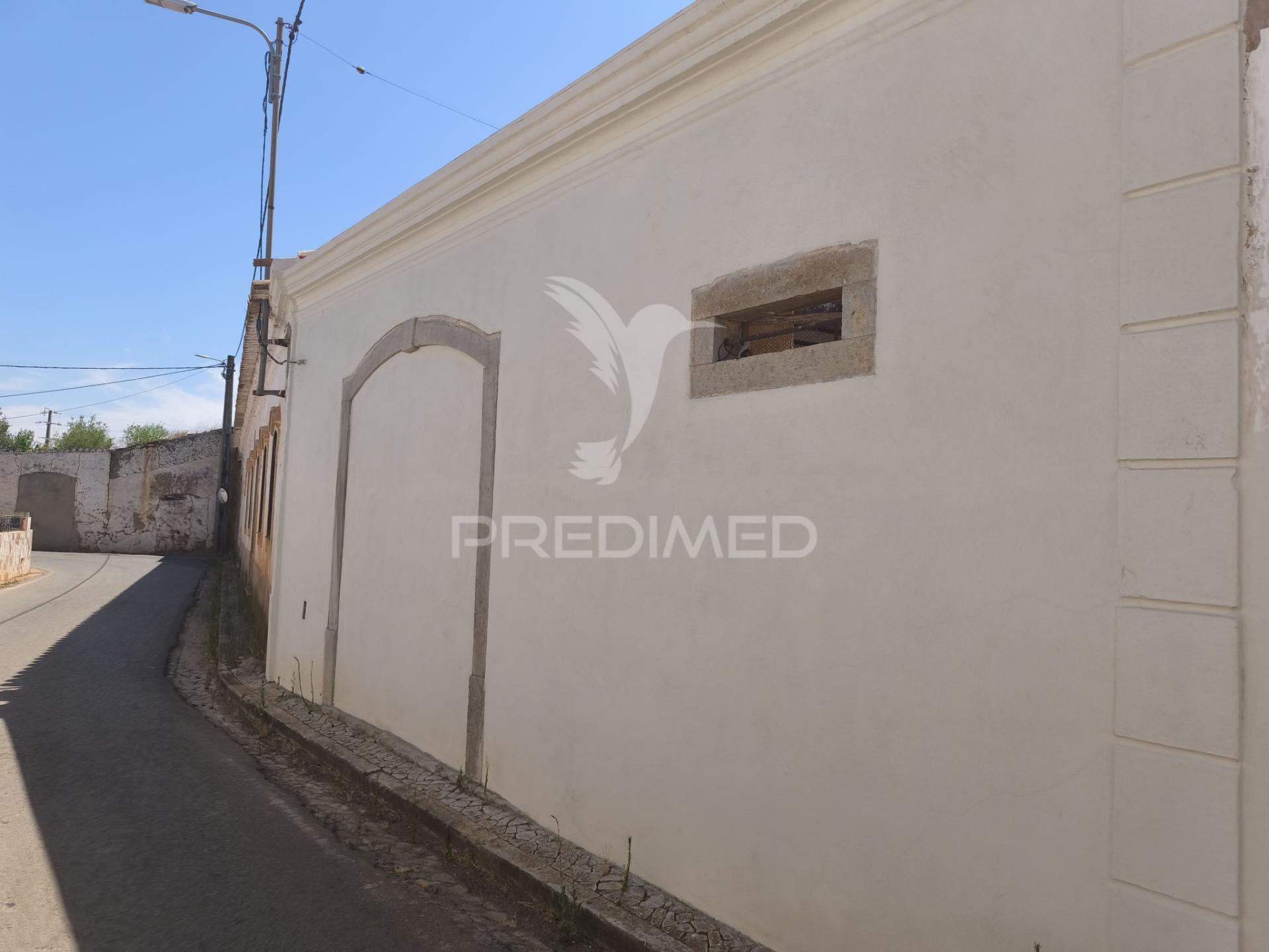 Paderne - moradia com cavalariças- tradição, potencial e localização privilegiada