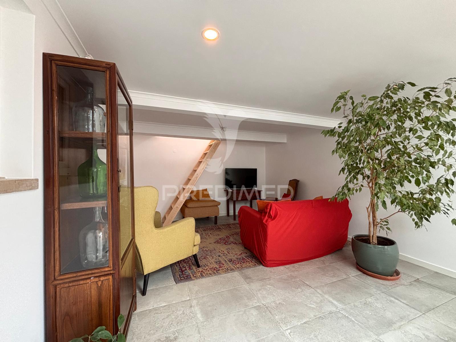 Moradia t2+1 situada em óbidos para arrendamento