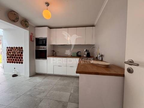 Moradia t2+1 situada em óbidos para arrendamento