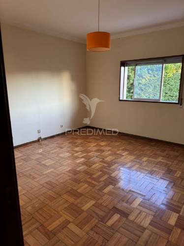 Apartamento t3 centro de fafe com terraço de 200m2