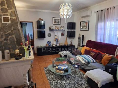 Quarto para arrendamento - alhos vedros