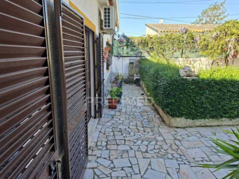 Quarto para arrendamento - alhos vedros