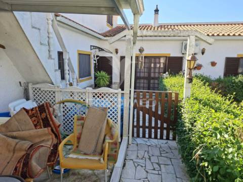 Quarto para arrendamento - alhos vedros