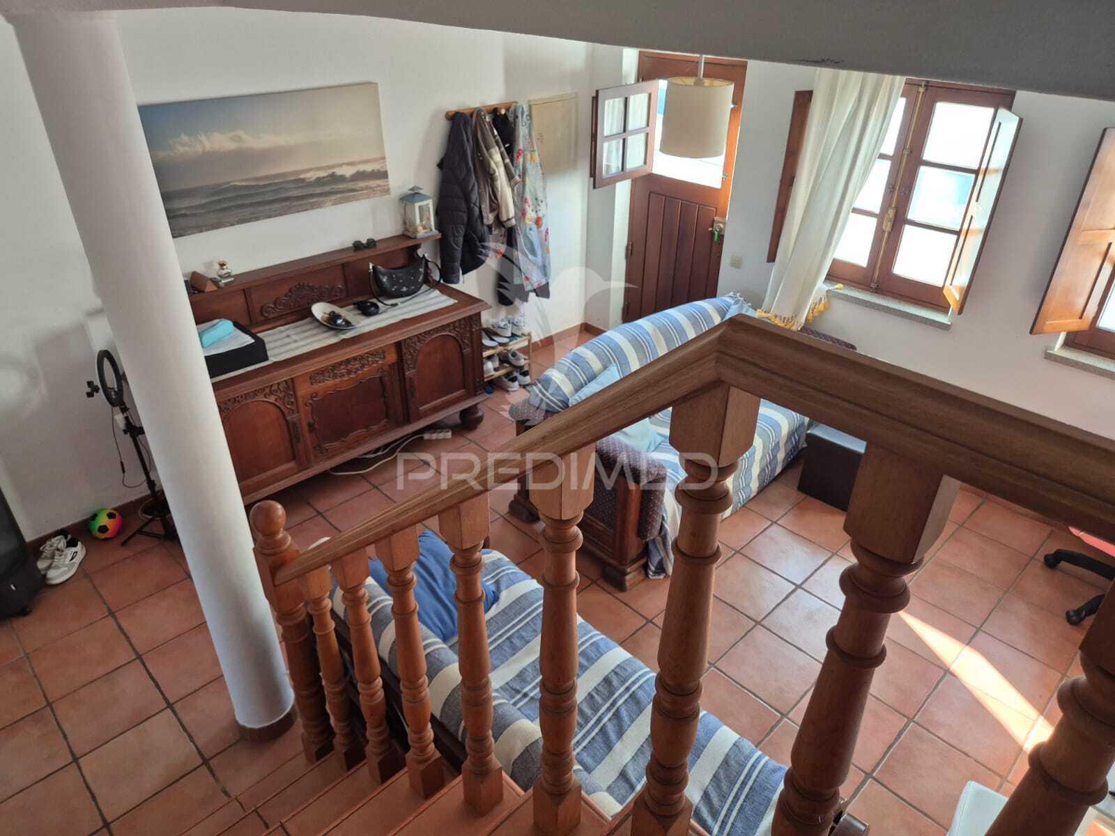 Viva o mar: moradia com vista incomparável em porto covo.