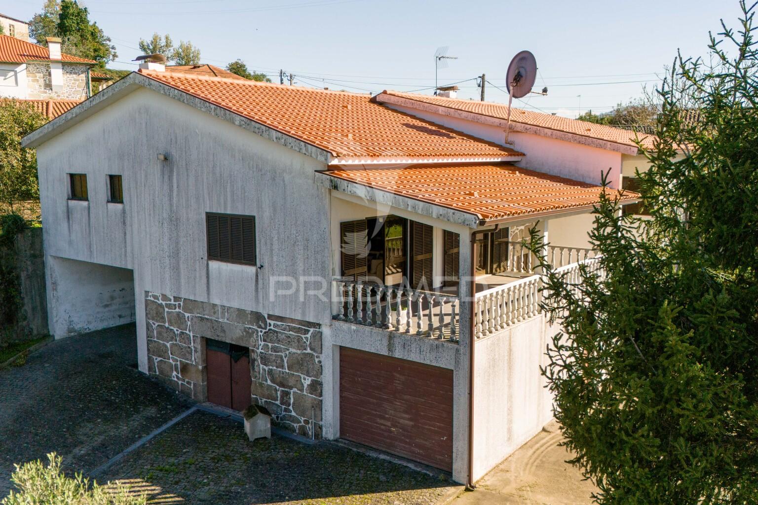 Moradia individual t3 - amares (com terreno) - novidade