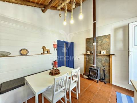 Moradia t1 térrea, totalmente equipada e mobilada, pronta a habitar em entradas, castro verde.