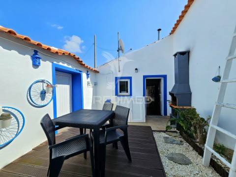 Moradia t1 térrea, totalmente equipada e mobilada, pronta a habitar em entradas, castro verde.